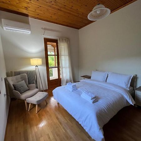 Lemon Tree House Villa เลโอนีดีออน ภายนอก รูปภาพ